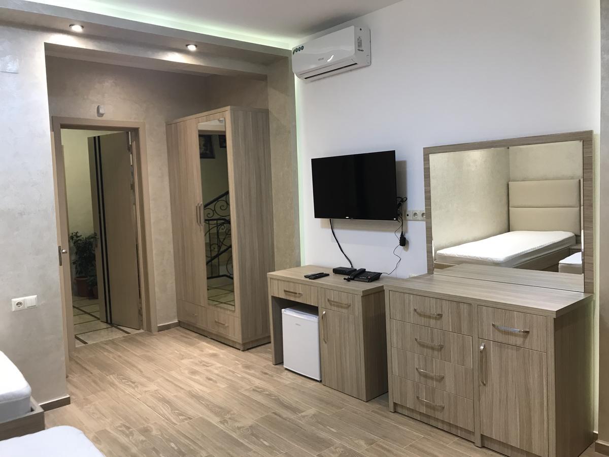 Villa Mariana Batumi Kültér fotó